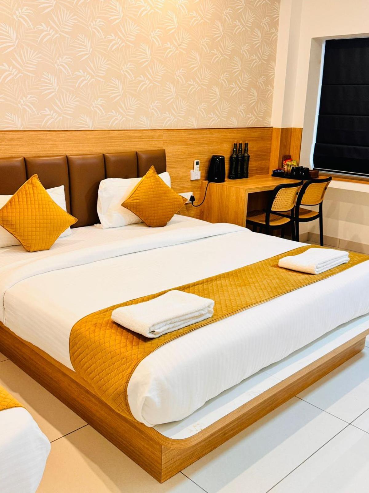 Bimba Hotels ไมซอร์ ภายนอก รูปภาพ